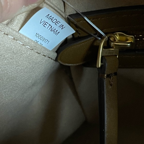 New,✨ T monogram jacquard duffle bag - Picture 8 of 16